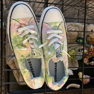 Womens size 10 Converse